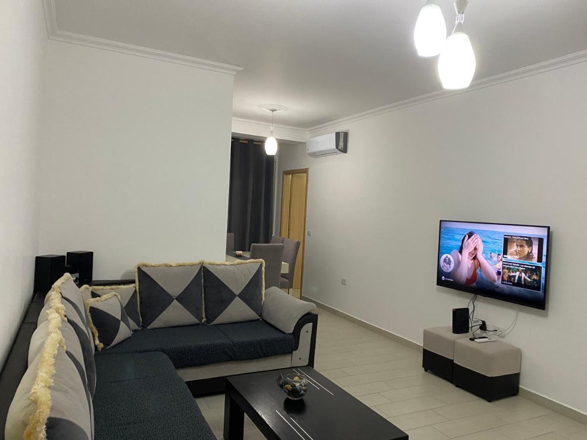 Redona Apartament Vlore Exterior photo